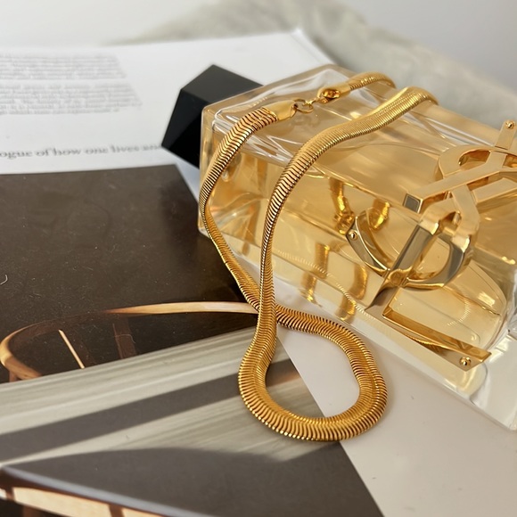 Gold Snake Choker Necklace, EMERGENCY SALE: PRICE FIRM - Picture 11 of 13